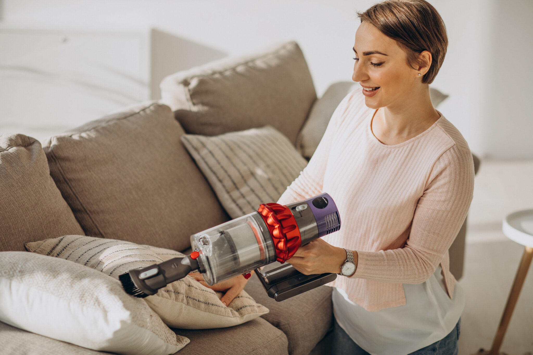 Dyson Cordless Vacuum Problems 7 Common Issues (solutions